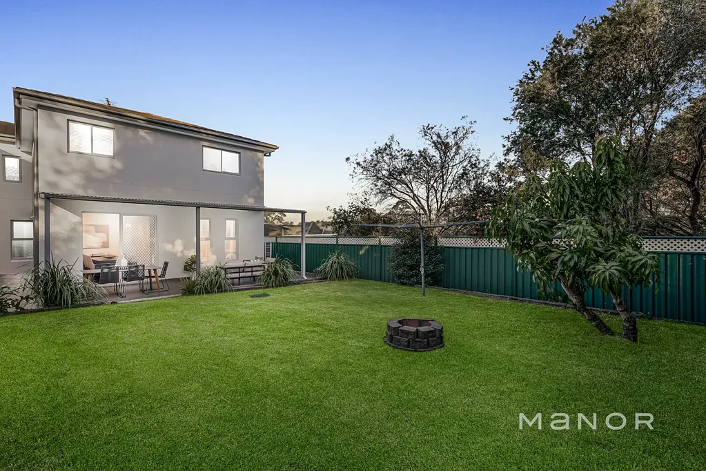 Oatlands 5Moenga Designer modern home in a desirable Oatlands pocket