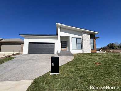 8 Rifle Range Road, Orange, NSW 2800, 4 slaapkamers, 2 badkamers, House