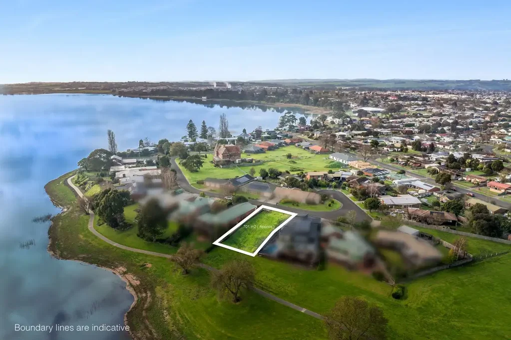 Colac A RARE OPPORTUNITY