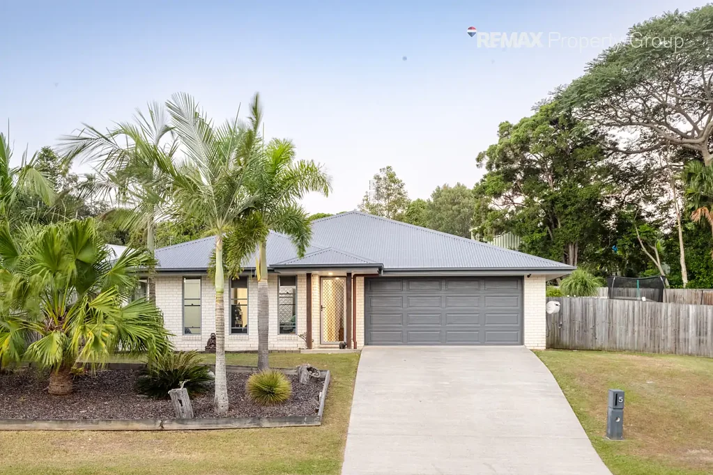 5 Trafalgar Court, Southside, QLD 4570