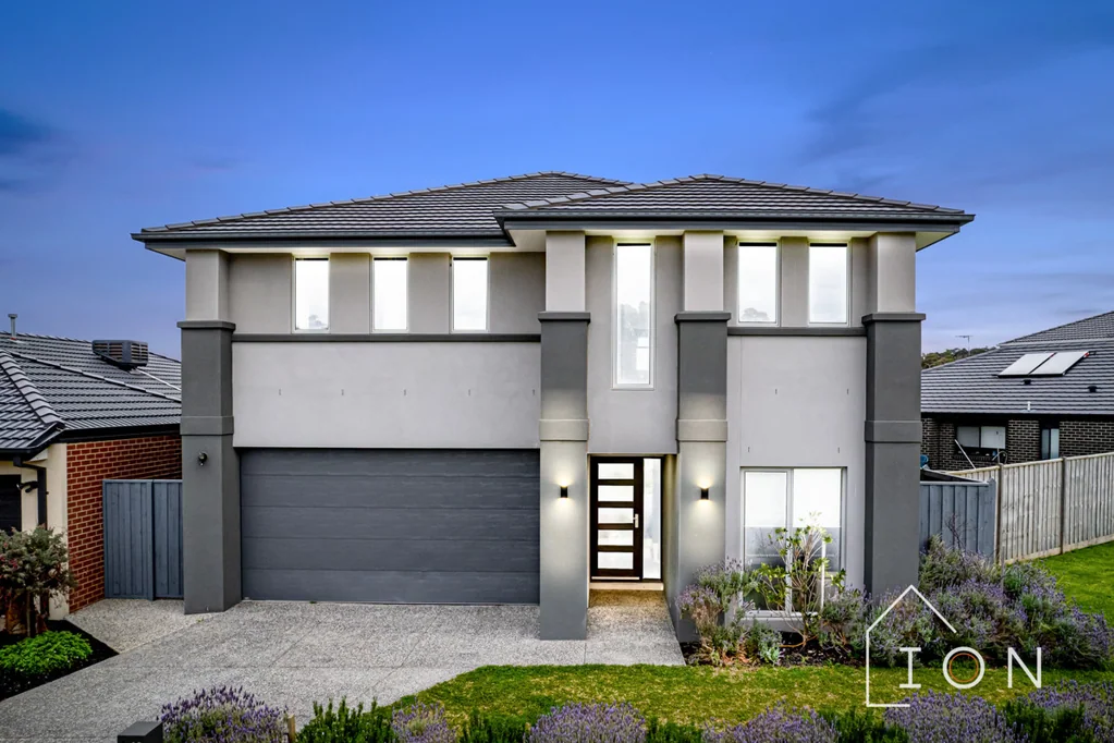 49 Flanagan Crescent, Cranbourne South, VIC 3977
