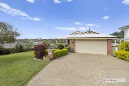 13 CASHEL CRES, Banora Point