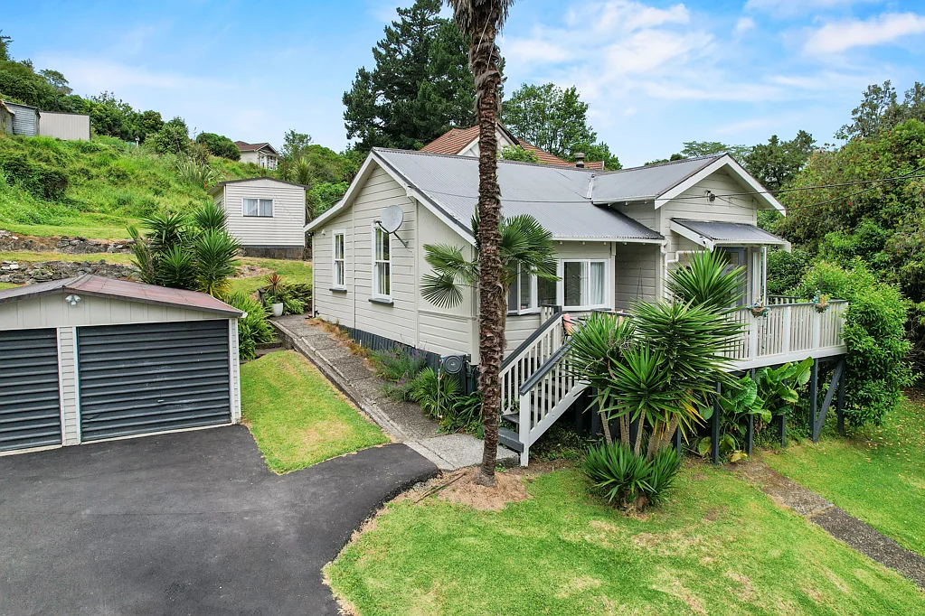 Te Kuiti 3Moenga Classic Charm Meets Modern Comfort
