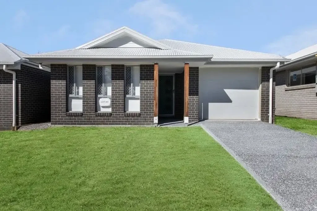 Burpengary 4房 宁静街道 300m2低维护地块 4卧带步入式衣帽间 主卧带私卫 开放式现代厨房 双车位车库 邻近学校商圈 MODERN, LOW-MAINTENANCE HOME IN GROWING BURPENGARY POCKET