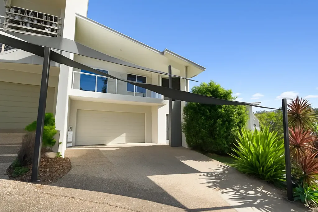 2/8 Bushland Place, Maudsland, QLD 4210