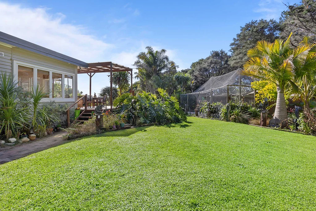 167 Simpson Road, Henderson Valley, Waitakere City, Auckland