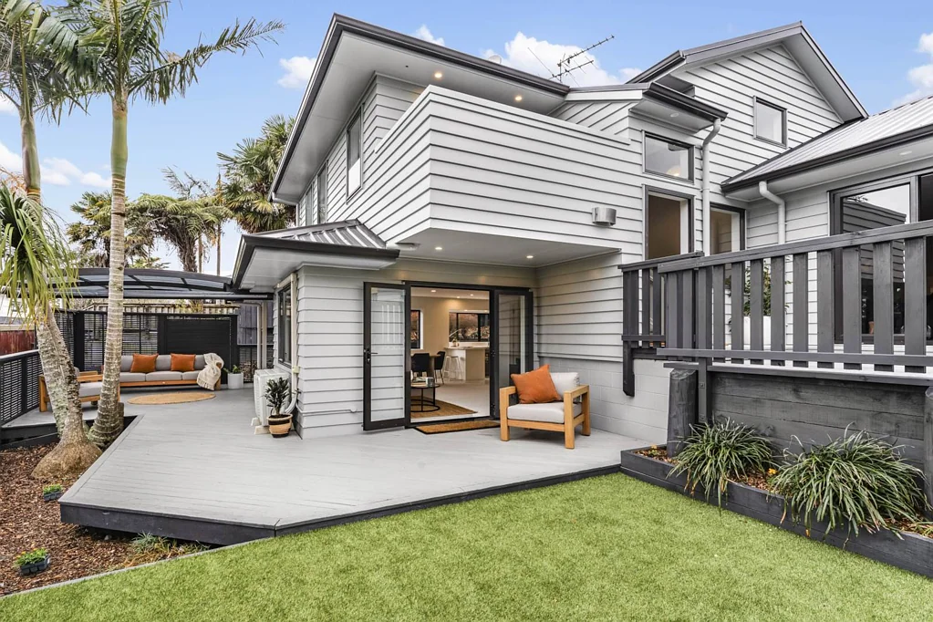 14J Cradock Street, Avondale, Auckland City, Auckland