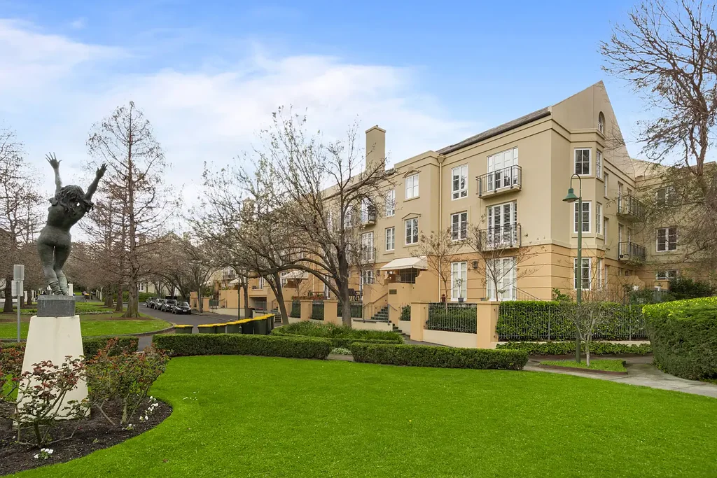 49/1 Wellington Crescent, East Melbourne, VIC 3002