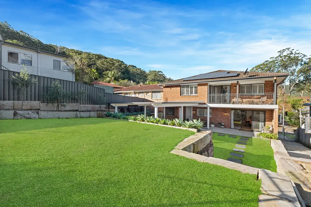 14 Small Street, Wyoming, NSW 2250