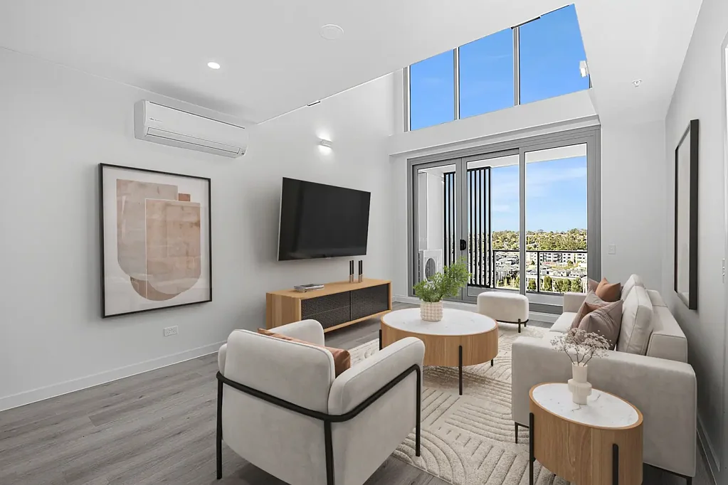 Penrith 2 Bedroom Thornton - Split-Level Penthouse with Sweeping Views