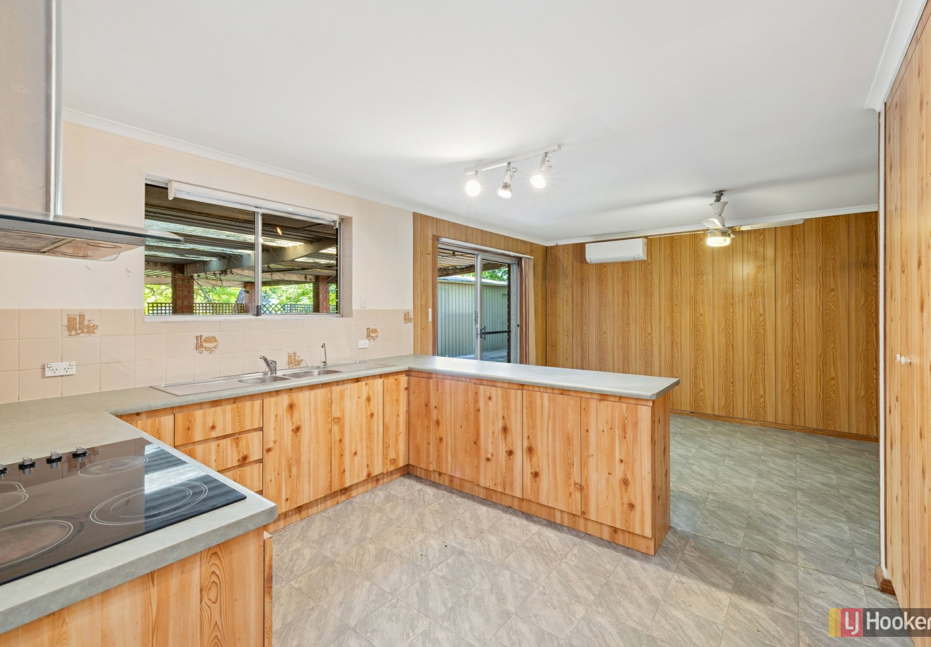 13 CAFFREY CR, PORT WILLUNGA SA 5173, 0 Bedrooms, 0 Bathrooms, House