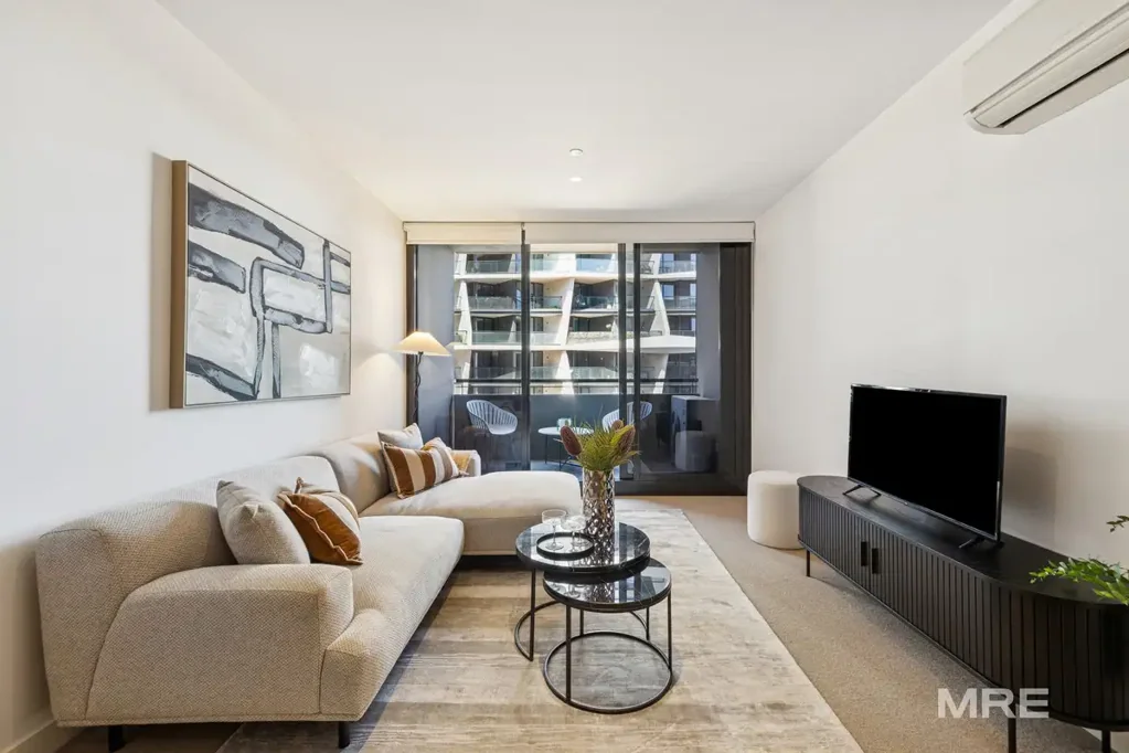 406/74 Queens Road, Melbourne, VIC 3004