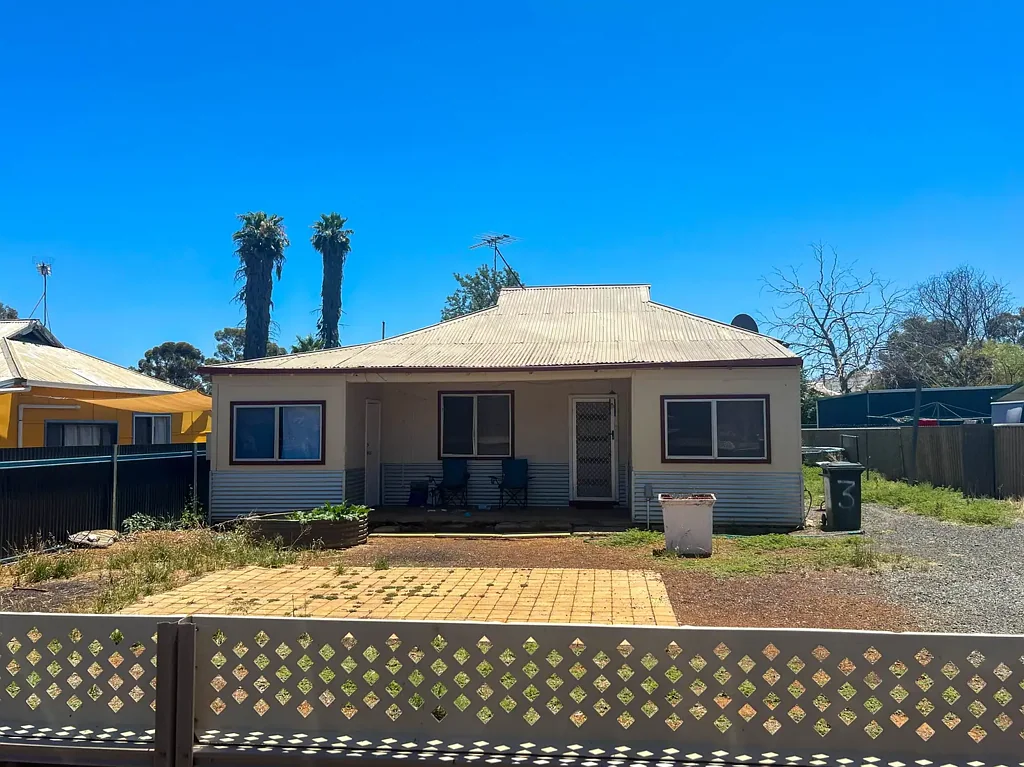 3 Crabbe Street, Norseman, WA 6443