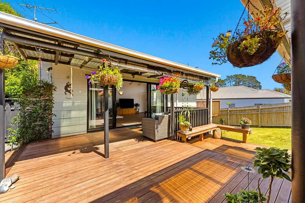 12 Downer Street, Helensville, Rodney, Auckland