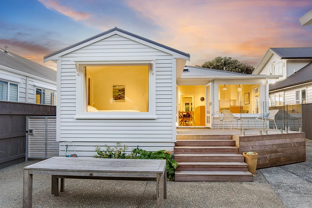 73 Oroua Street, Eastbourne, Lower Hutt, Wellington
