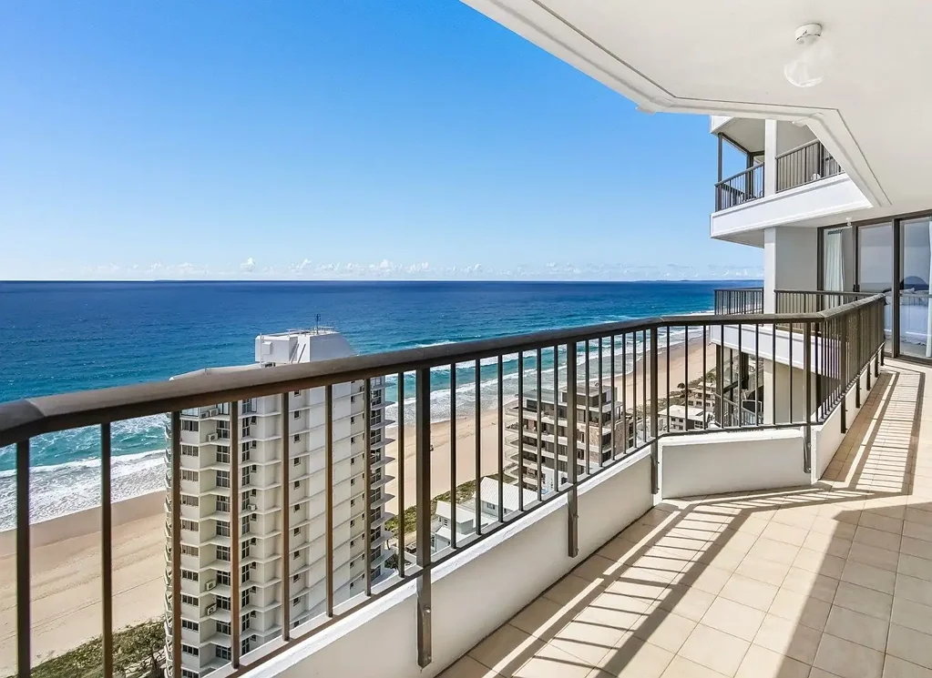 Discover this stunning leasing opportunity in the prestigious Main Beach area.