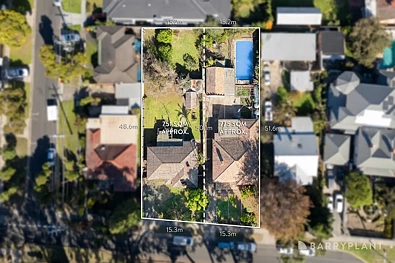 Parkdale 5બેડરૂમ Rare Generational Landholding on 1,526m2 (Approx.) - Ideal Medical Centre, Aged Care, Child Care (STCA), Display Homes (STCA). - Buy Either or Both