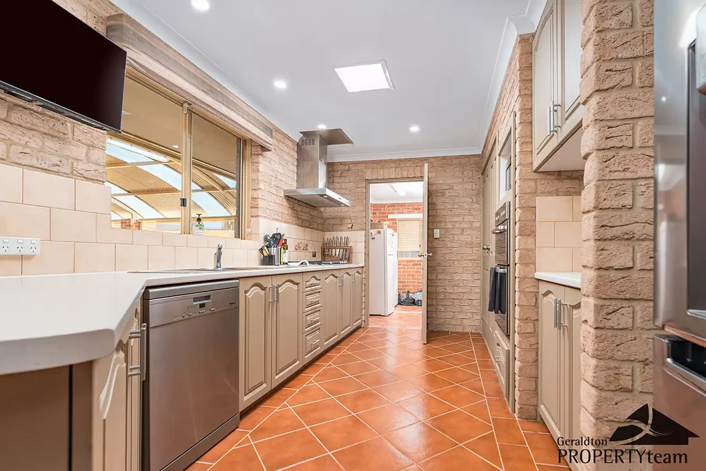 5 Sugarwood Court, Strathalbyn, WA 6530