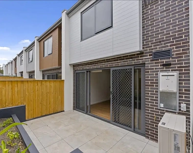 Box Hill 3 Slaapkamer Brand New Home  in the Heart of Box Hill-Ready to Move in Now! Discounted offer only limit time. Hurry! Hurry!