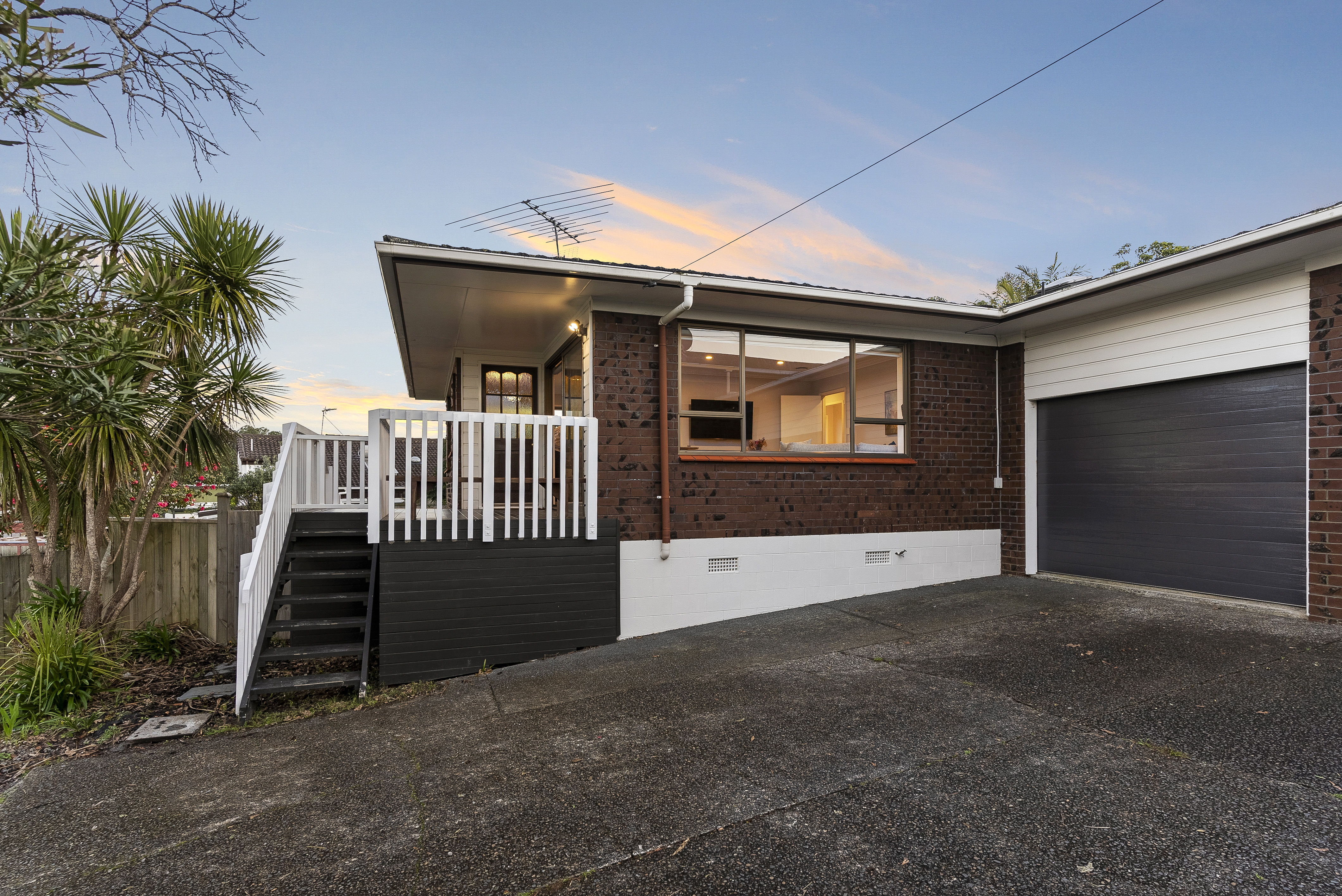 2/42 Raleigh Road, Northcote, Auckland - North Shore, 3 chambres, 0 salles de bain, House