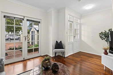 4 Stuart Street, Perth, WA 6000, 2 rūma, 1 rūma horoi, Townhouse