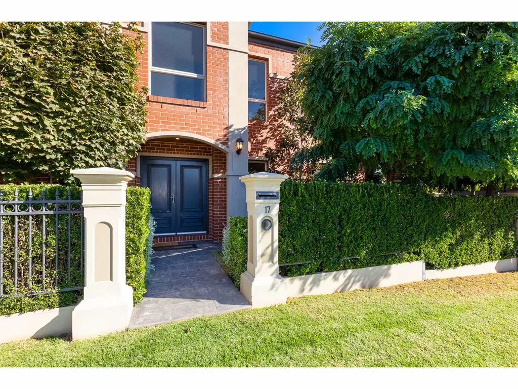 Albury 3 Bedroom ALBURY | Luxury low maintenance living in the Heart of Albury