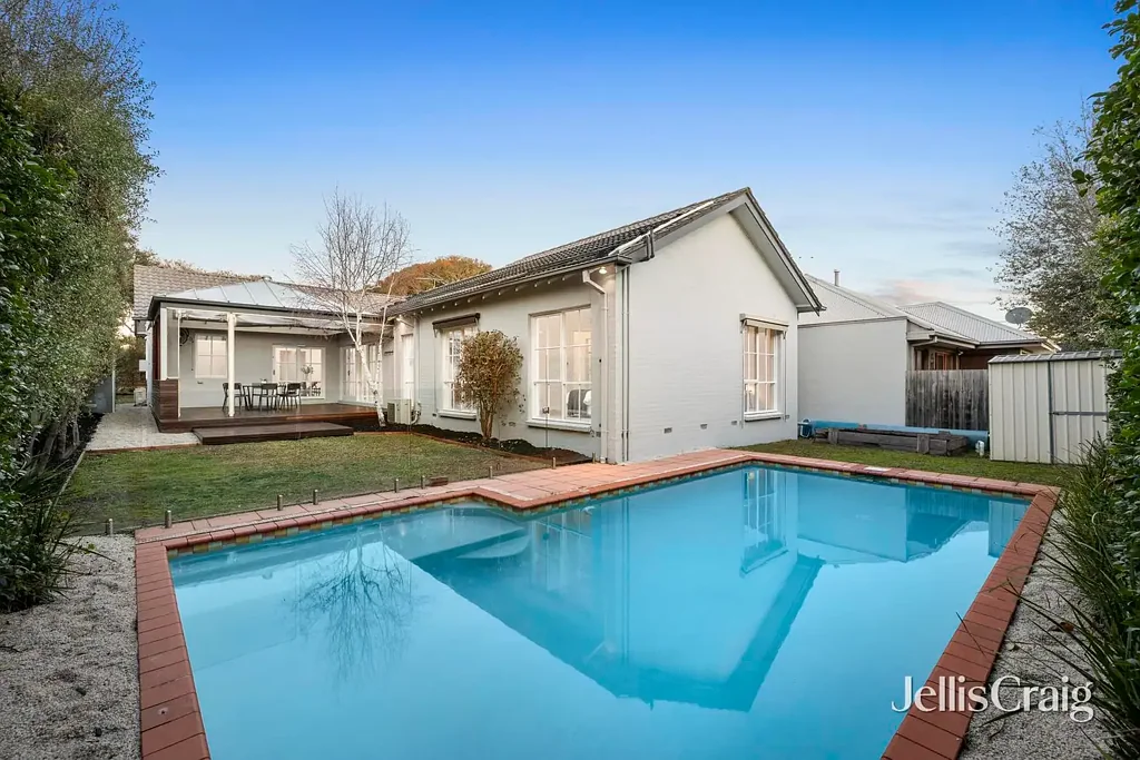 17 Kendall Street, Hampton, VIC 3188