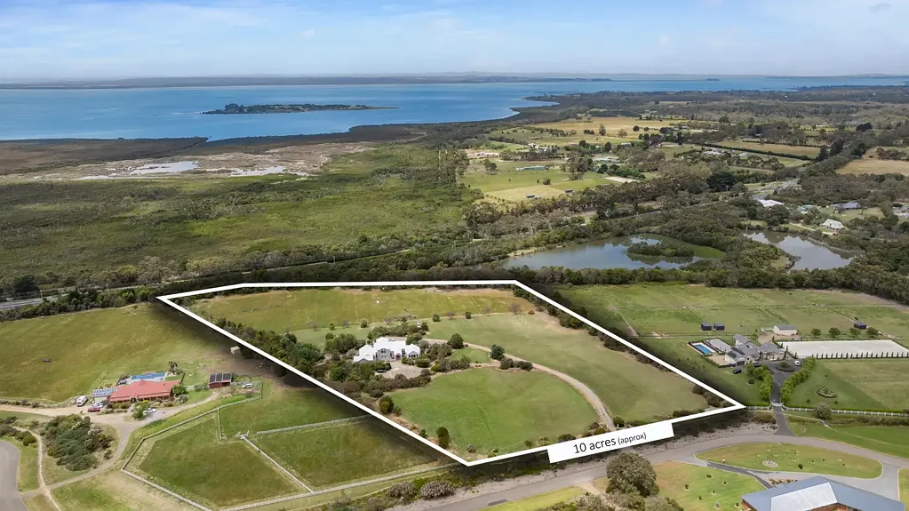 3 Sandstone Island Circle, Bittern, VIC 3918