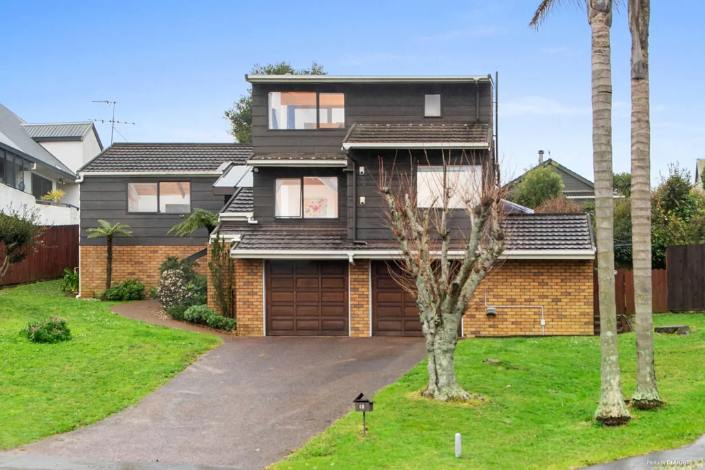 Totara Heights 3房  Elevated Elegance with Panoramic Views!