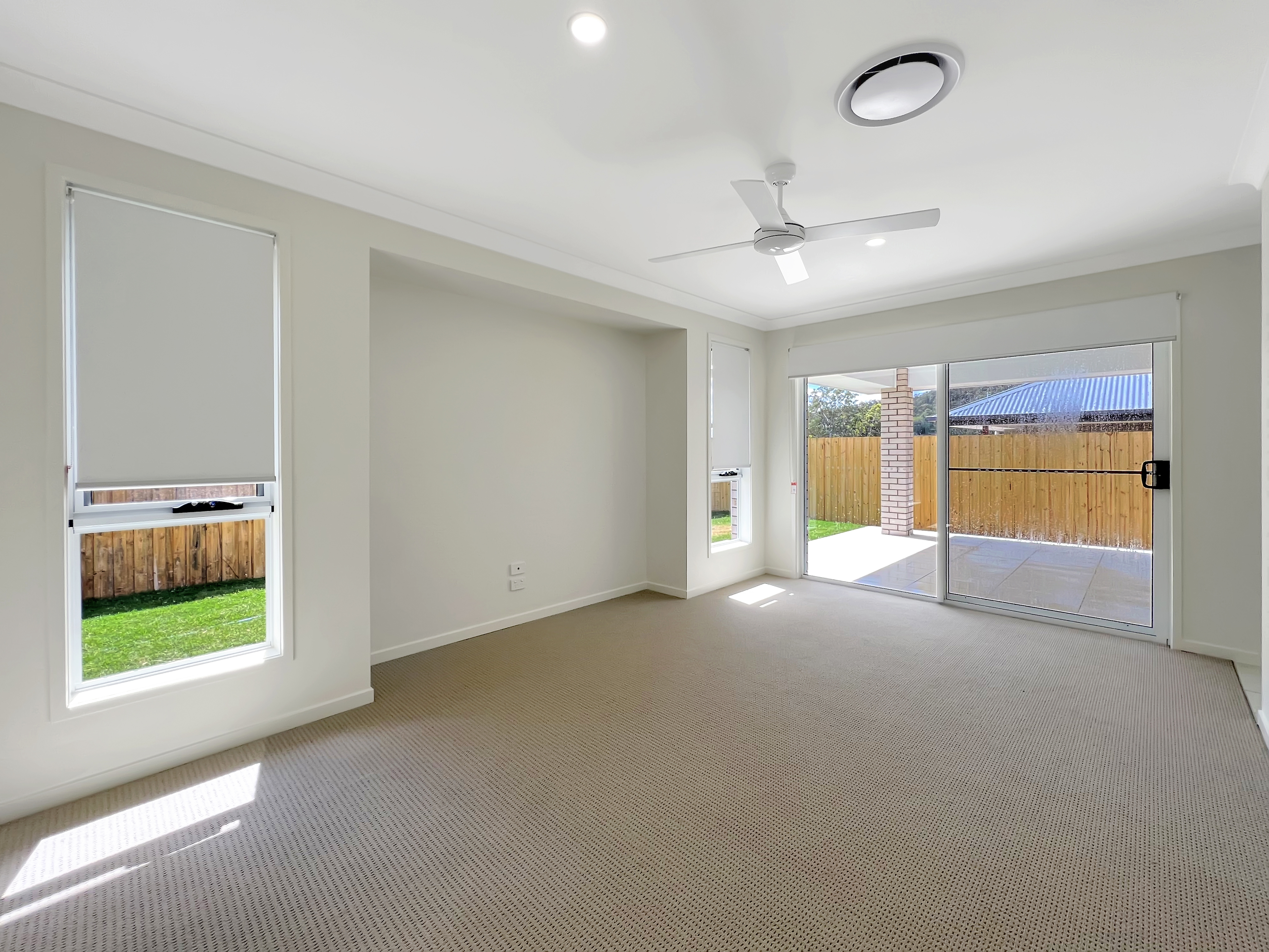 9 HUNT ST, WHITE ROCK QLD 4306, 0房, 0浴, House