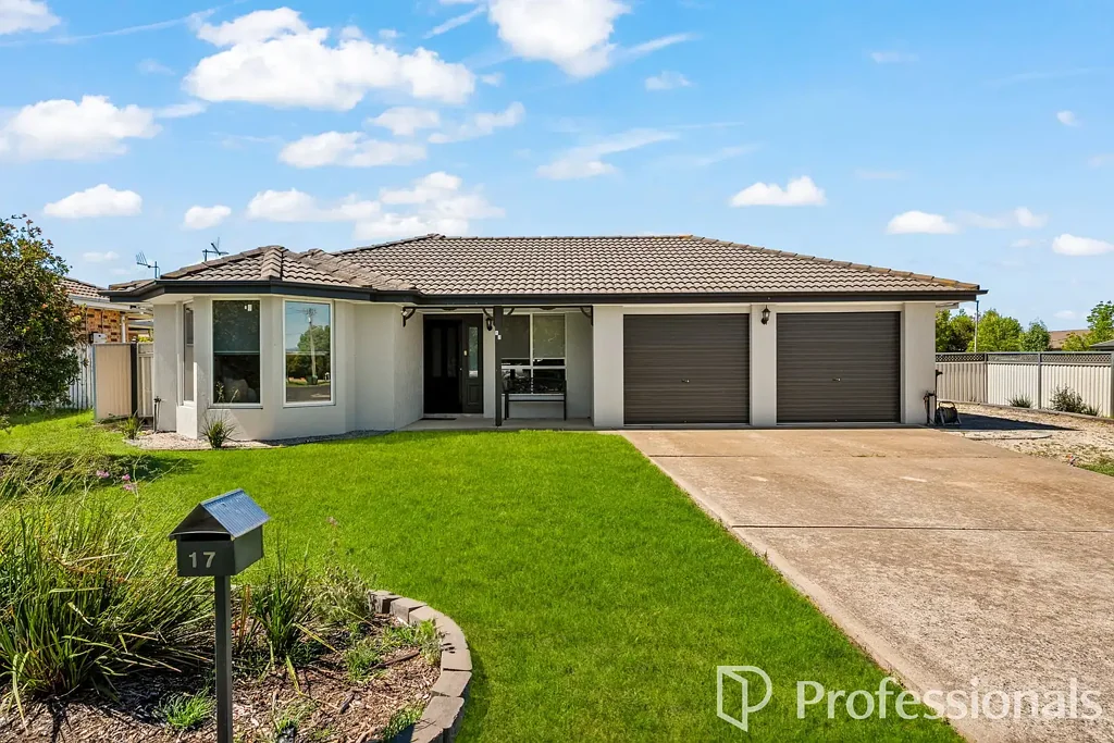 17 Loren Street, Eglinton, NSW 2795