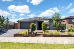 8 Porter Avenue, Maddingley