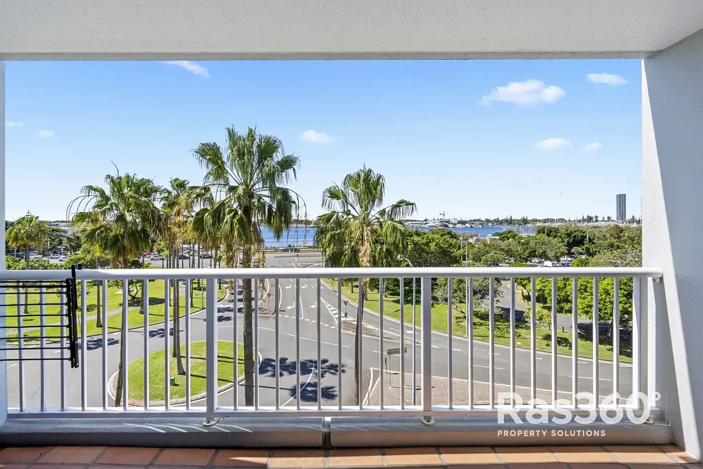 Southport 1Phòng ngủ Waterfront Living with Broadwater Views - PRIVATE INSPECTIONS ONLY