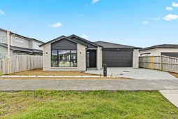 17 Black Beech Crescent, Takanini