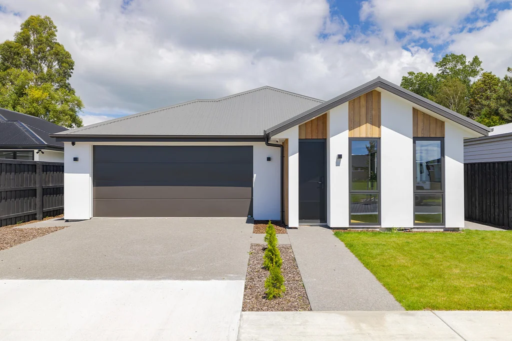 Woodend 4 Bedroom Now Available