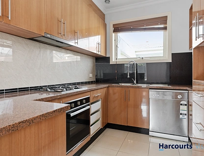36A Thompson Street, Avondale Heights, North West Melbourne, 2 ਕਮਰੇ, 2 ਬਾਥਰੂਮ, Unit