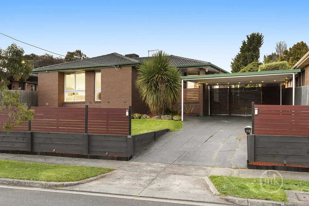 Greensborough 4 Slaapkamer Functional, Family-Friendly Living!