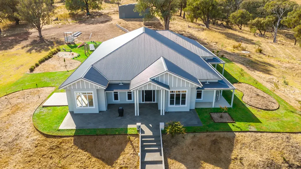 285 Hoffmans Road, Culcairn, NSW 2660