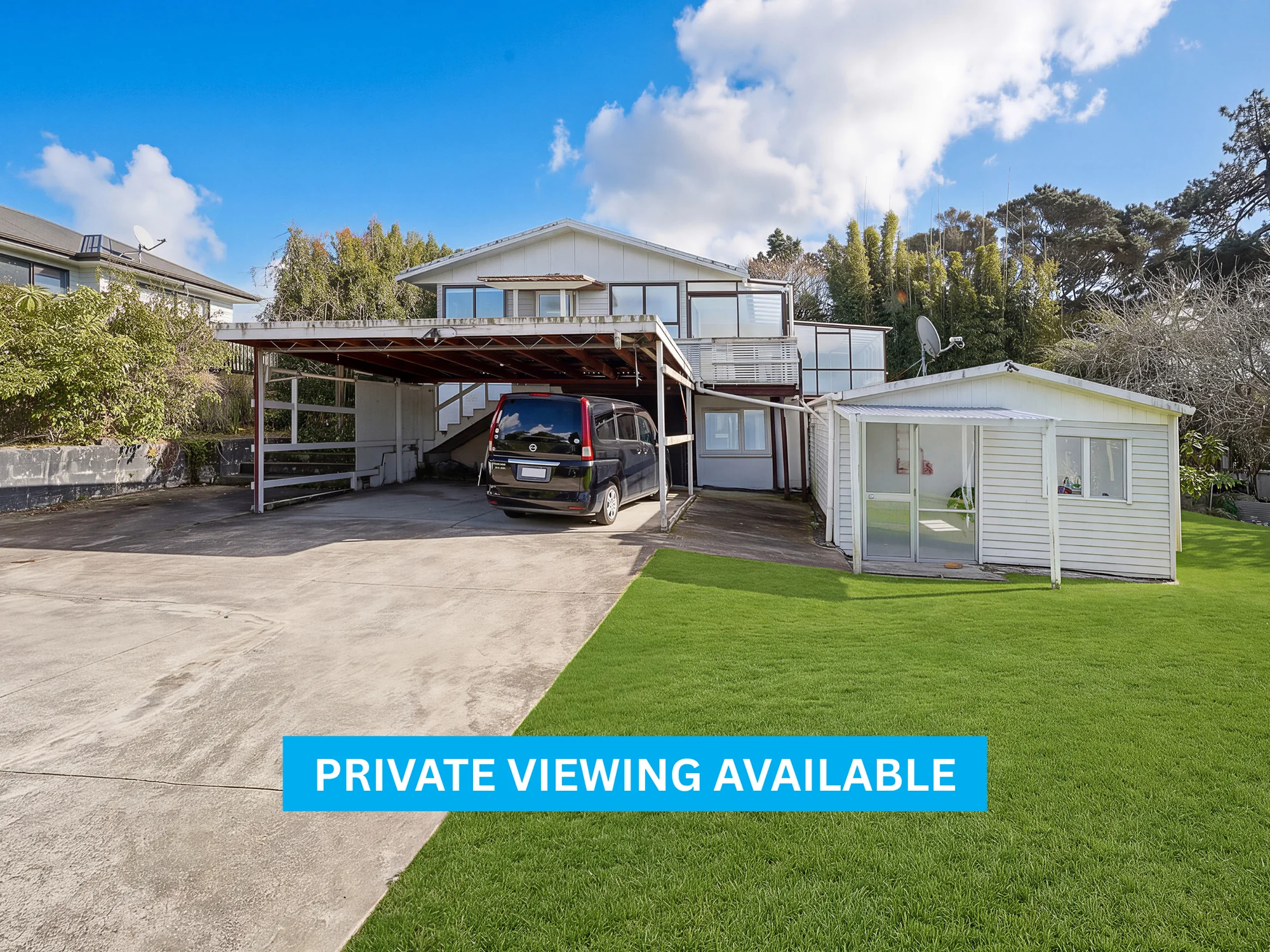 Kelston 6침실 Large Family Living on 1,255m² - Cash Cow!