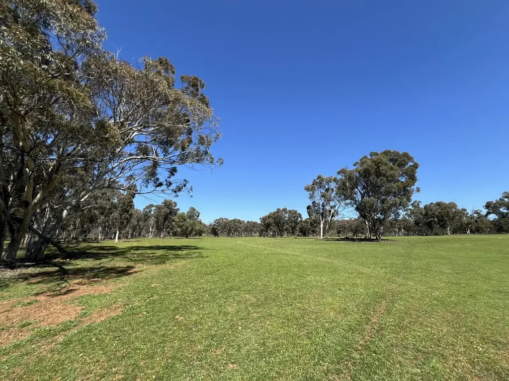 Coondle 3房  Exceptionally Great Quality 200 Acre Avon Valley Country Estate ~ with Huge Potential  ~ Next to the 70,000+ Acres Julimar State Forest