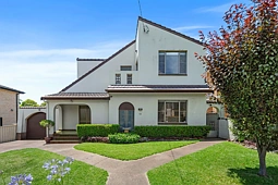 10 Taronga Street, Hurstville