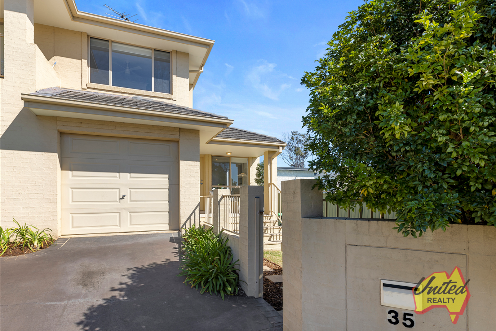 35 WESTMORELAND RD, LEUMEAH NSW 2560, 0 rūma, 0 rūma horoi, House