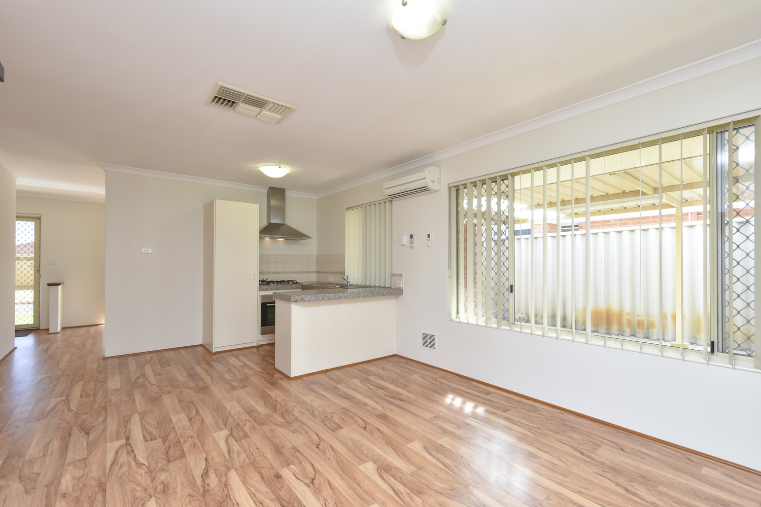 19 ROSEHEATH BVD, KIARA WA 6054, 0房, 0浴, House