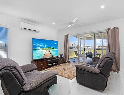 9 Bowarrady Court, River Heads, Wide Bay, 6房, 3浴, House