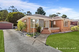 16 Croydondale Drive, Mooroolbark