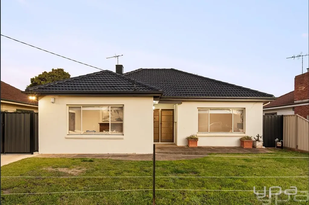 Sophisticated Charm, South Side Werribee - A Rare Find!