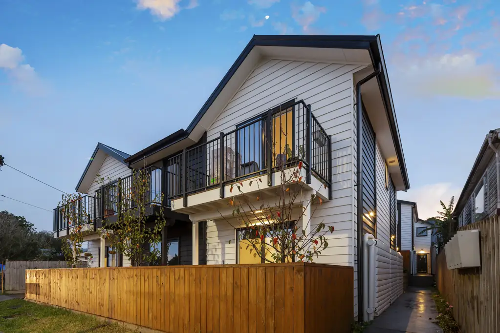 Kelston 2部屋 Stylish Home, Convenient Location!