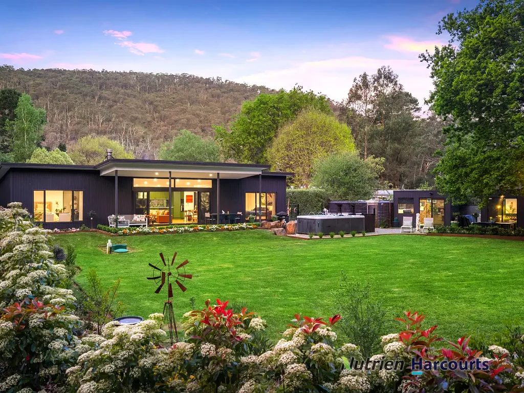 Flowerdale 2房  Modern Waterfront Sanctuary with Breathtaking Views