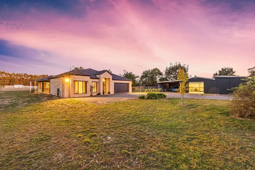 368 Racecourse Road, Ballan, VIC 3342