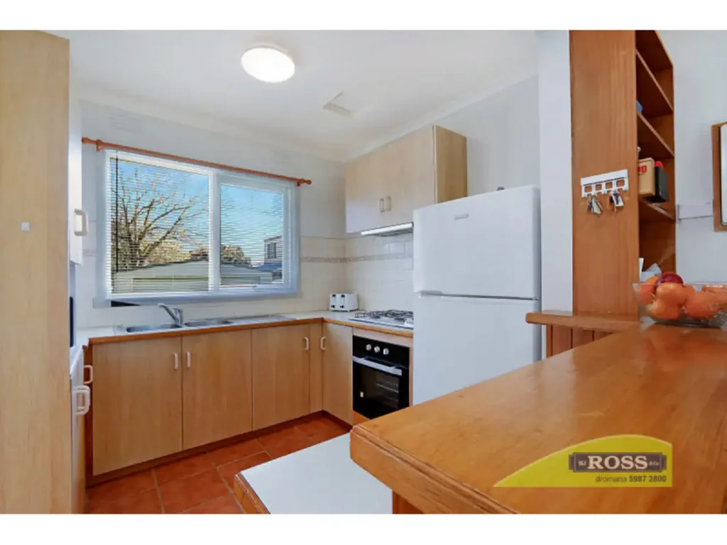 Double storey, 2 Living areas, great family home.